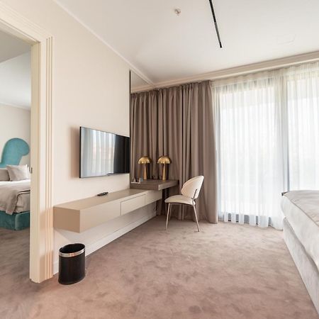 New Belgrade Premium Hotel Exterior photo