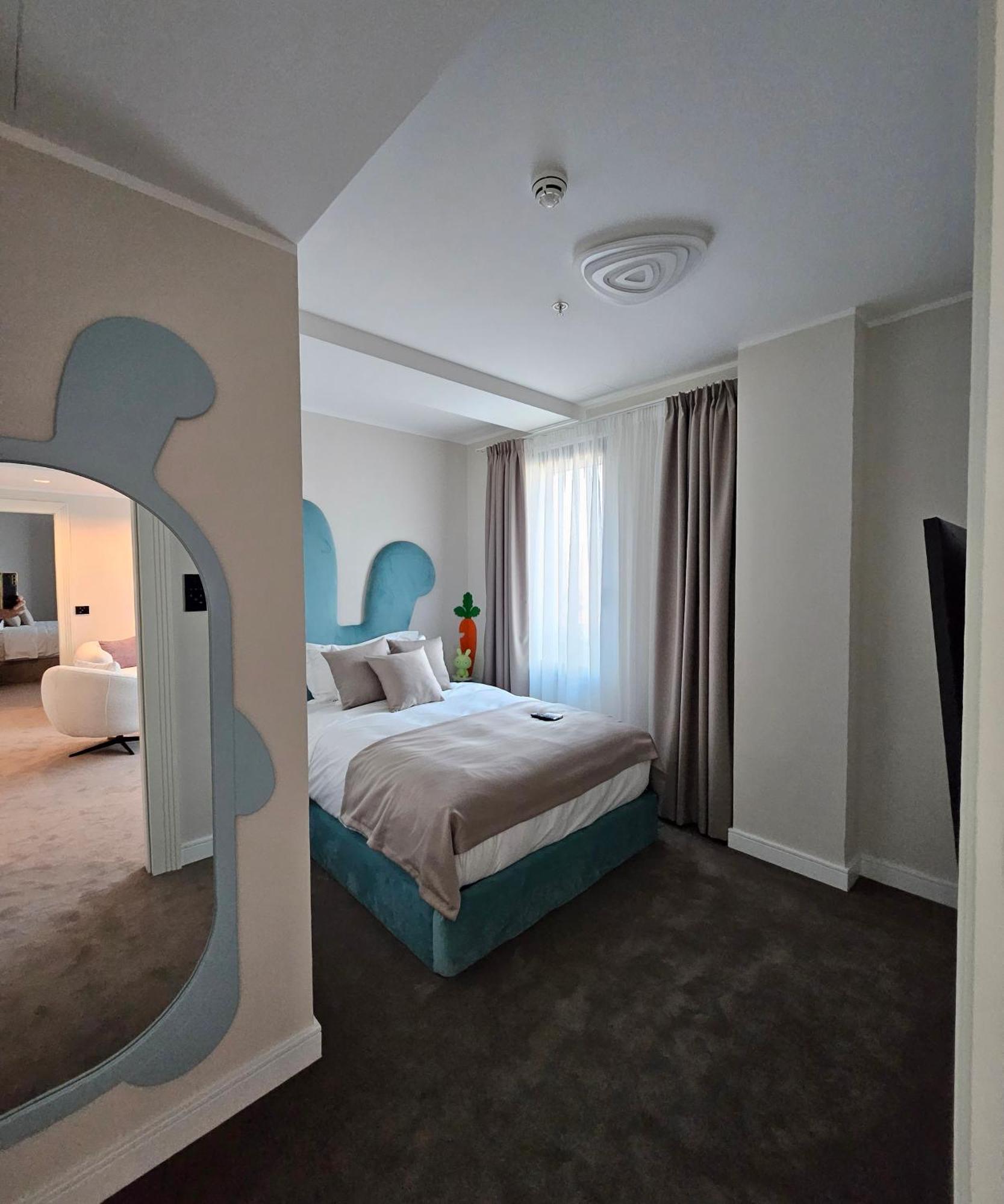 New Belgrade Premium Hotel Exterior photo